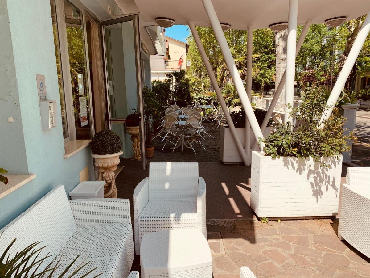 Hotel Graziana Cesenatico Exterior photo